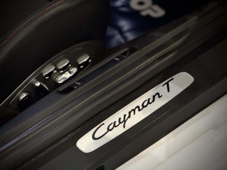 718 CAYMAN T - Image 11
